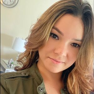 Meet your Posher, Gianny